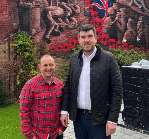 Радники від Консервативної партії Девід Тейлор та Стівен Мартін розкритикували раду, яку очолюють лейбористи, за бездіяльність та закликали до проведення повного дослідження щодо шкідників.