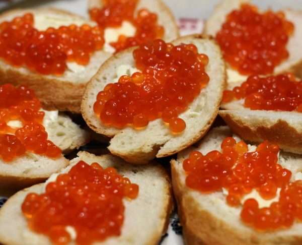 Навіщо заморожувати хліб перед бутербродами: хитрість для ідеального перекушування