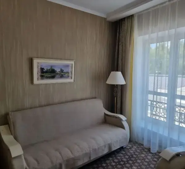 Який колір насправді робить кімнату більшою: не білий, а той, про який ви не подумали