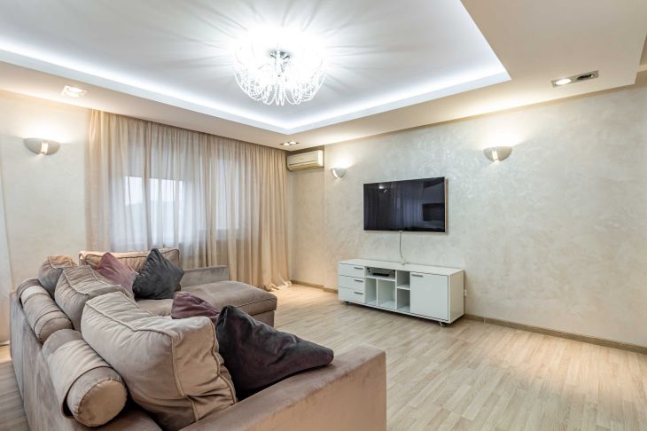 Чому ви пошкодуєте про глянцеві стелі: 3 причини, про які замовчують монтажники комната