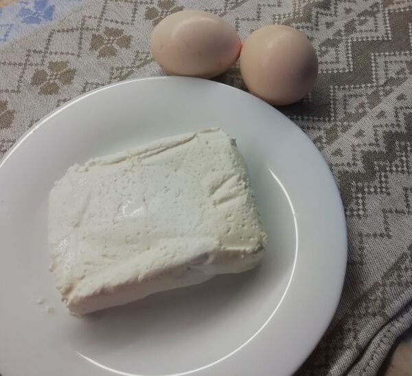 Що не можна їсти з сиром, якщо хочете плоский живіт: 3 приховані поєднання, які зводять дієту нанівець