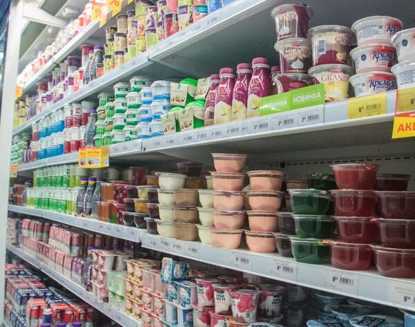Чому йогурт з ранку – це обман: як живий продукт блокує вашу енергію на цілий день