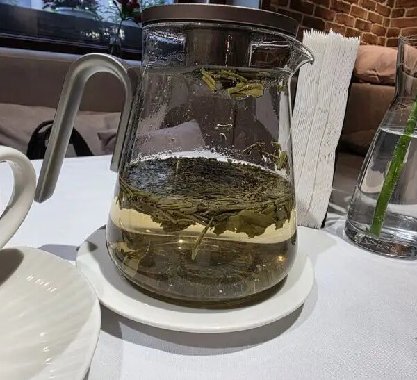 Які продукти «обнулюють» користь зеленого чаю: ви п'єте його дарма