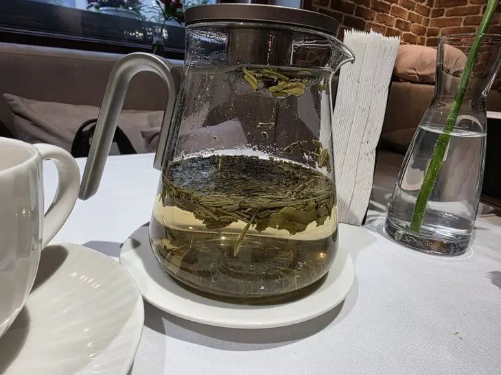 Які продукти «обнулюють» користь зеленого чаю: ви п'єте його дарма зеленый чай