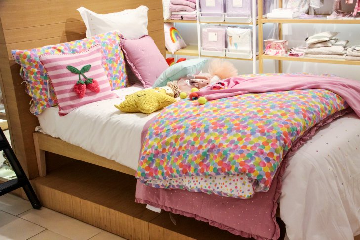 Якого кольору має бути постільна білизна: наука про здоровий сон