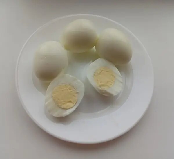 Скільки яєць можна їсти за день: викриття міфу про холестерин