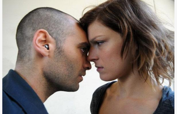 Чи можна вірити людині, яка стверджує, що вона може читати думки?