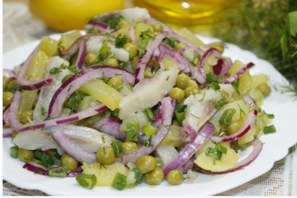 Як приготувати салат з картоплі?