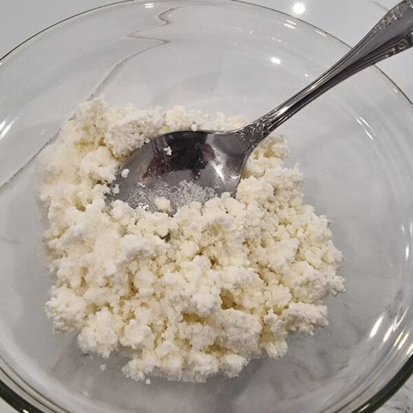 Чому сир з цукром перетворюється на токсин: правило засвоєння кальцію