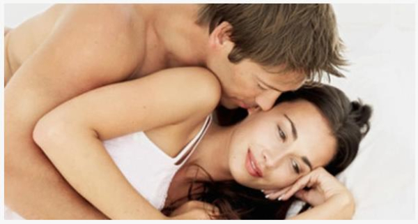 Жінки після 30 регулярно займаються незахищеним сексом