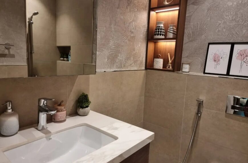 Зберігання у маленькій ванні: які 5 секретів з нішами та підвісними шафами…