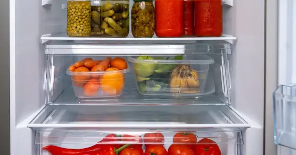 Де і як зберігати продукти: практичні поради для вашого холодильника