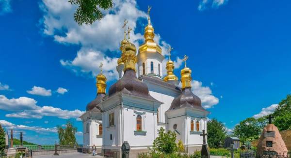 9 вересня: яке церковне свято, що не можна робити з грошима