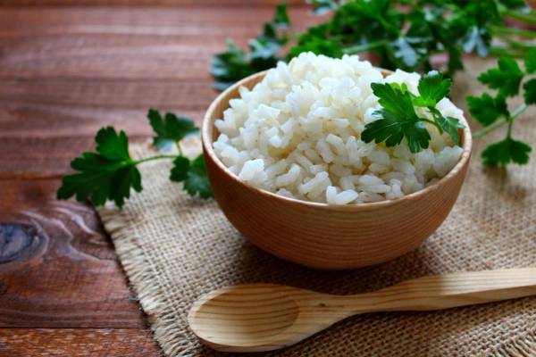 Іспанські кухарі варять рис на бульйоні: секрет смаку