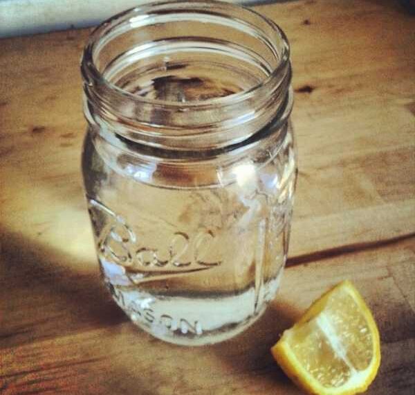 7 причин выпить утром стакан теплой воды с лимонным соком